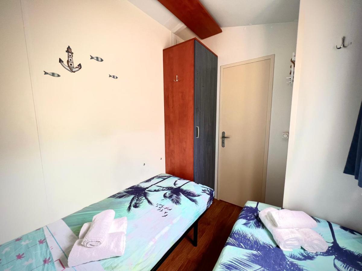 Mobile Home Nebo Luxus Klenovica Extérieur photo