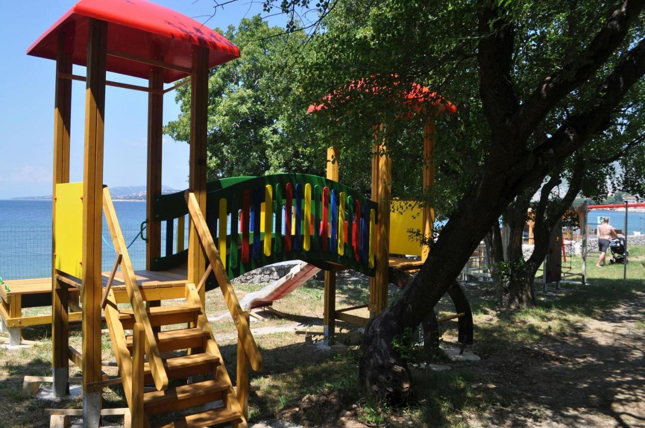 Mobile Home Nebo Luxus Klenovica Extérieur photo